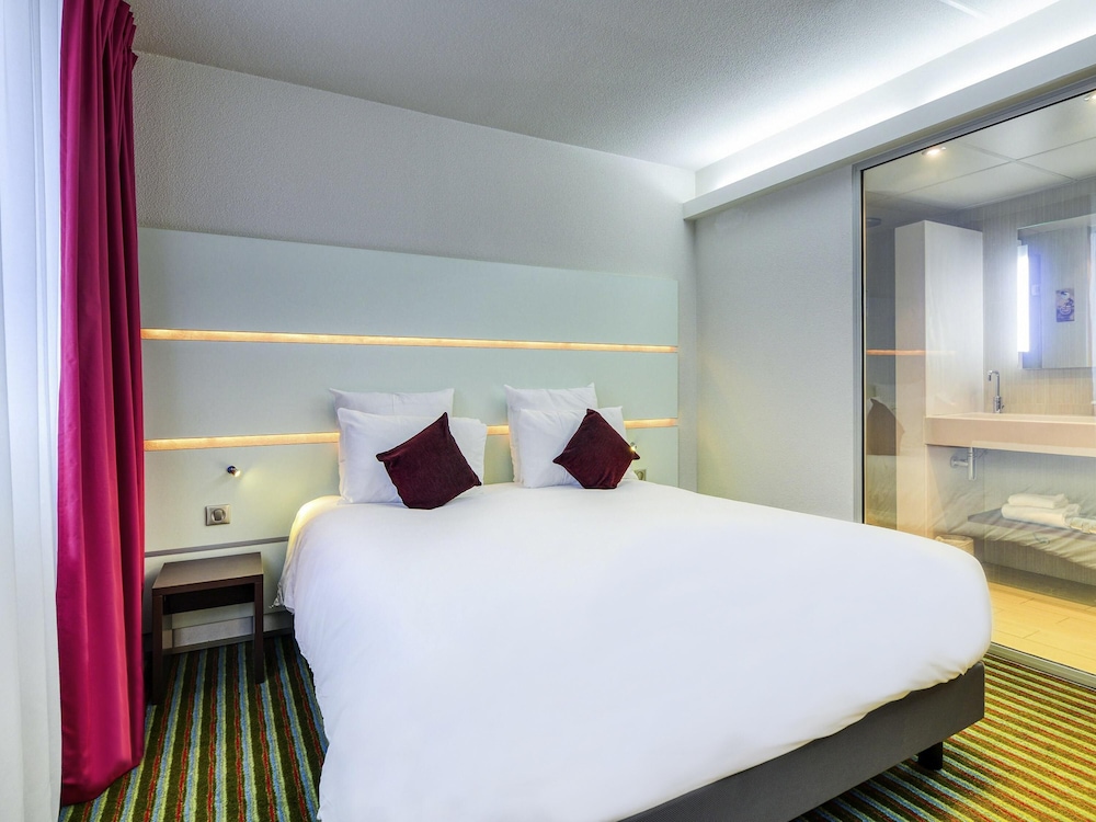 Mercure Paris Ivry Quai de Seine Hotel 22/79