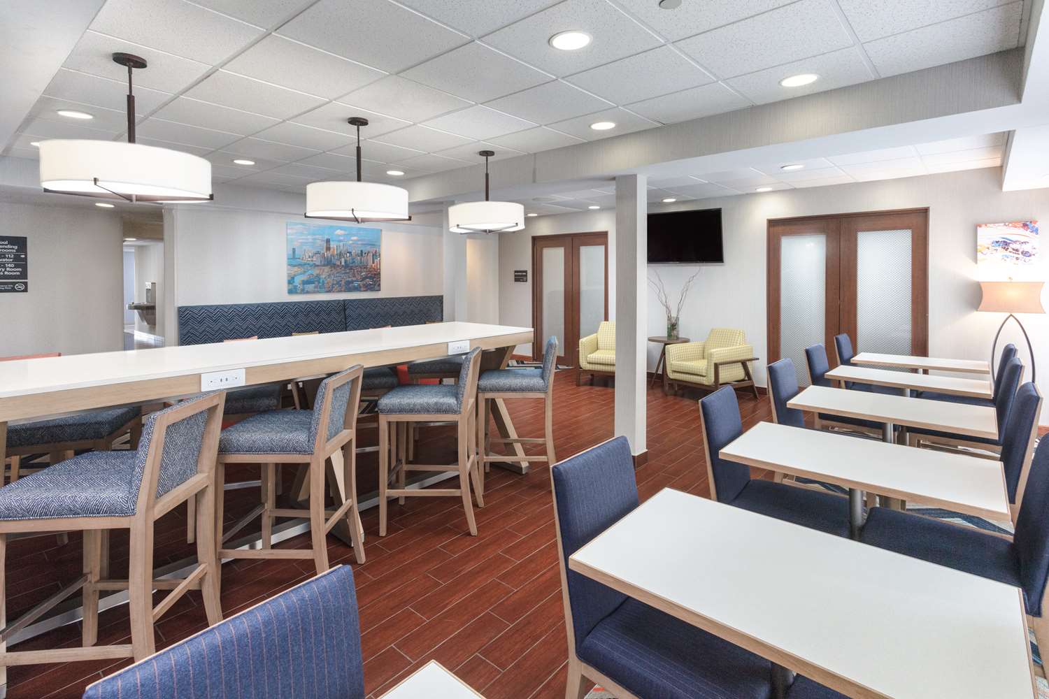 restaurant cafeteria
