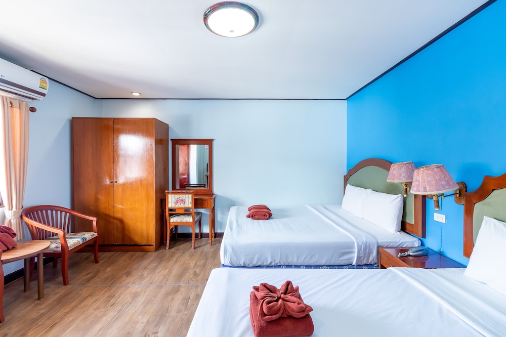 THIPURAI BEACH HOTEL ANNEX 34/67