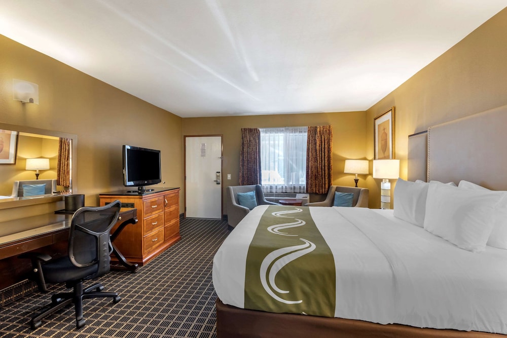 Quality Inn & Suites Westminster Seal Beach 12/37