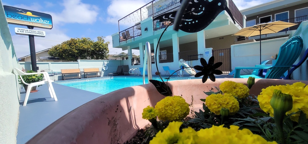 Beachwalker Inn and Suites 43/50