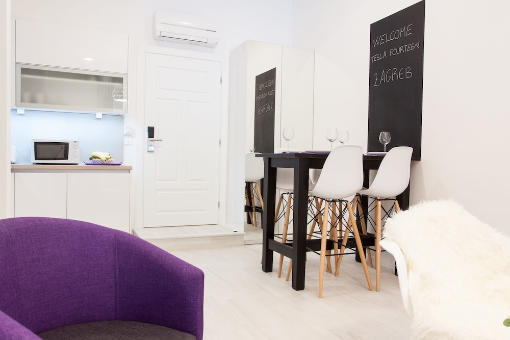 Tesla Boutique Apartments & Rooms 23/50