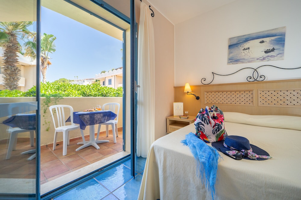 Hotel Ipomea Club 33/66