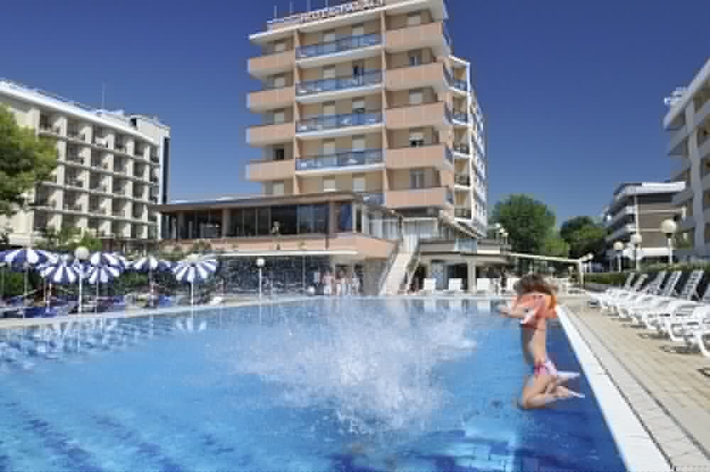 Hotel Palace 16/27
