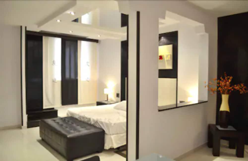 Zouk Hotel 19/50