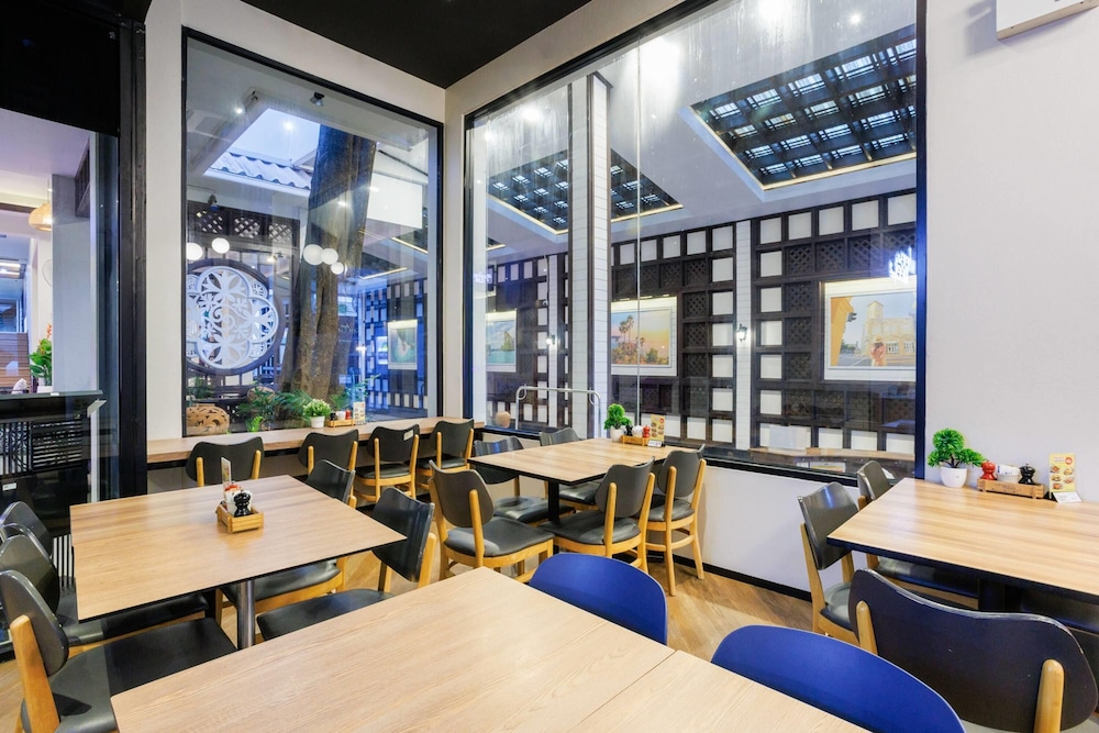Days Inn by Wyndham Patong Beach Phuket 34/49