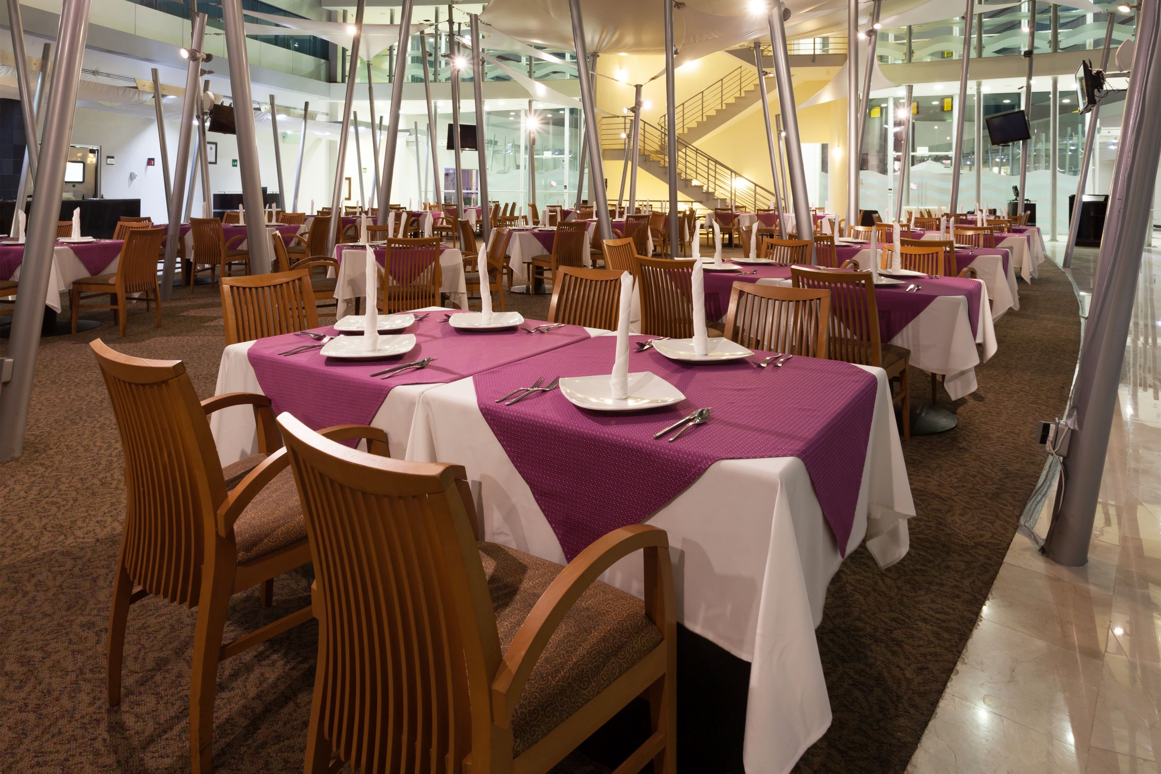 Crowne Plaza Leon 33/50