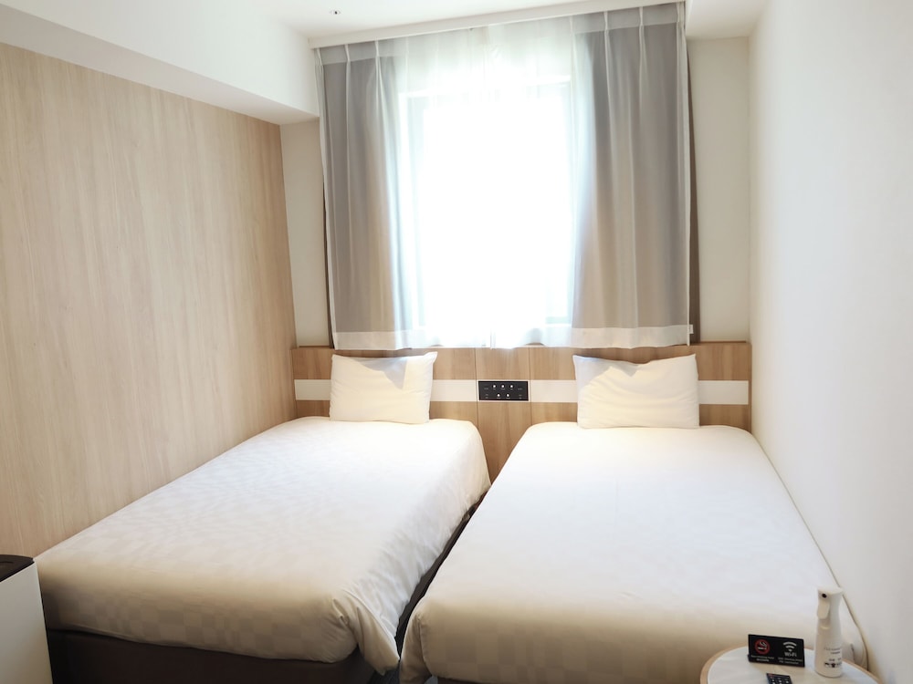 Henn na Hotel Komatsuekimae 28/59