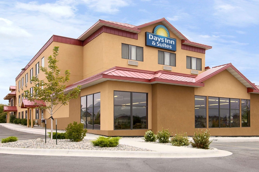 Days Inn & Suites by Wyndham Bozeman 1/29