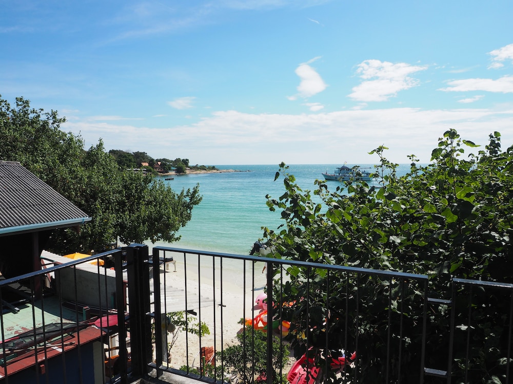 Lalune Beach Resort 30/36