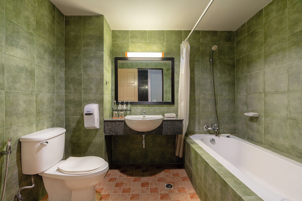 Kata Sea Breeze Resort 46/47