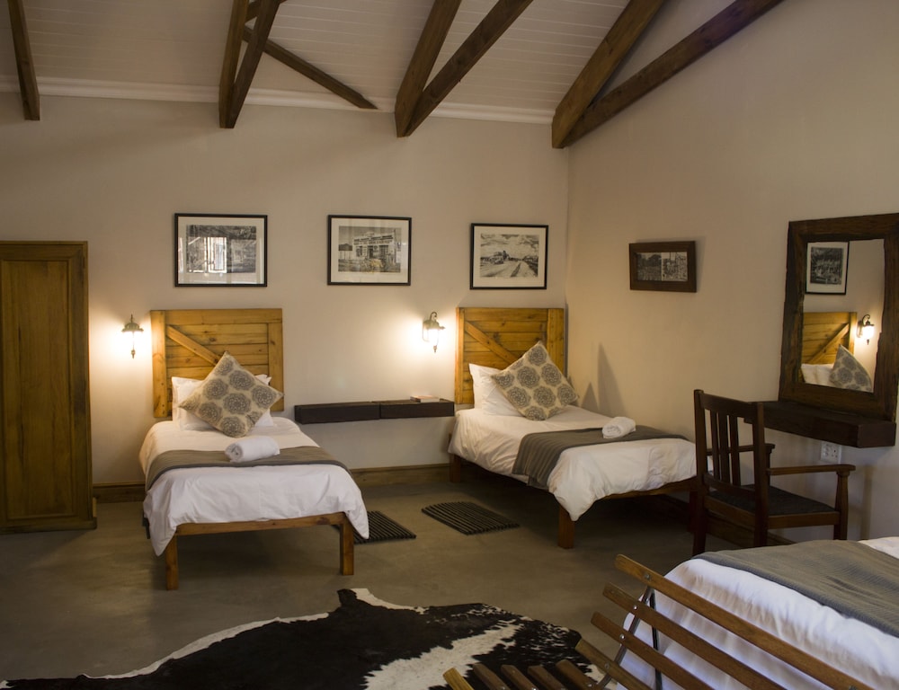 Aan Die Oewer Guest House 6/42