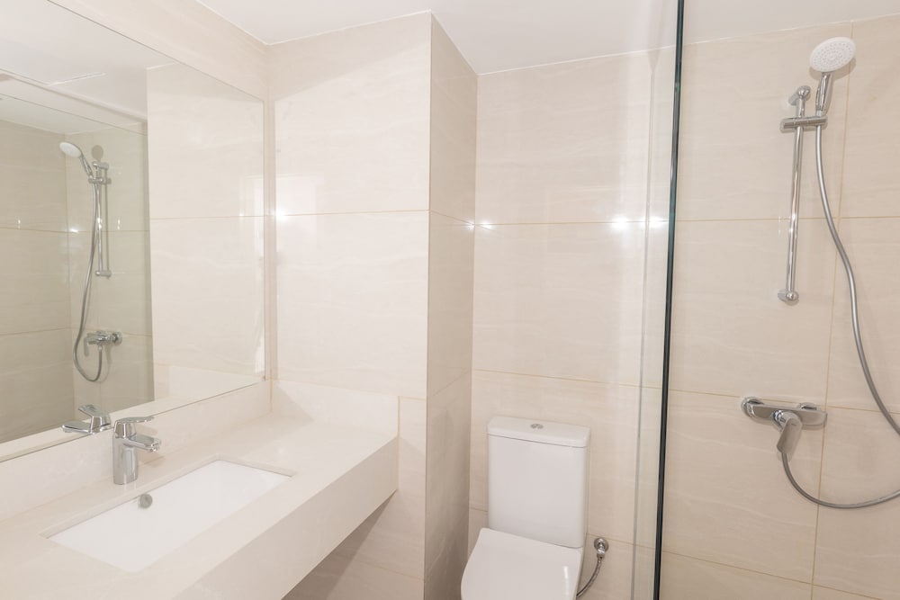 Iliada Beach Hotel 62/64