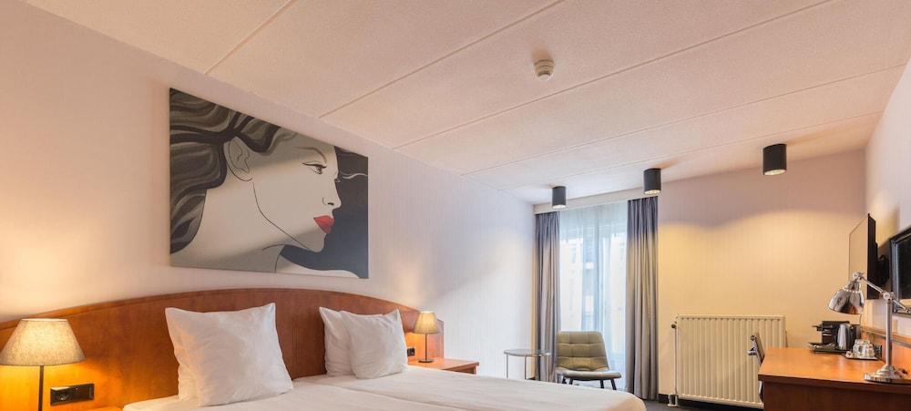 غرفة كومفورت بسرير مزدوج، Leonardo Hotel Utrecht City Center 2/5