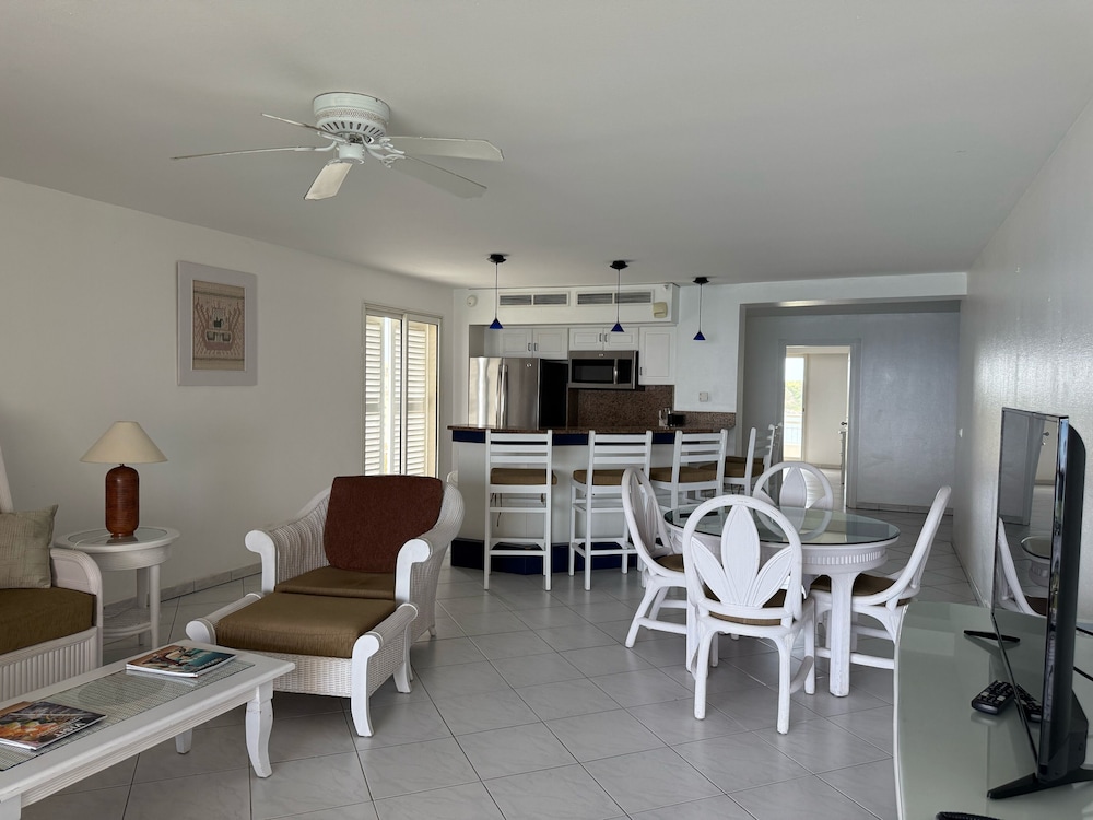 Sapphire Beach Club and Resort 36/50