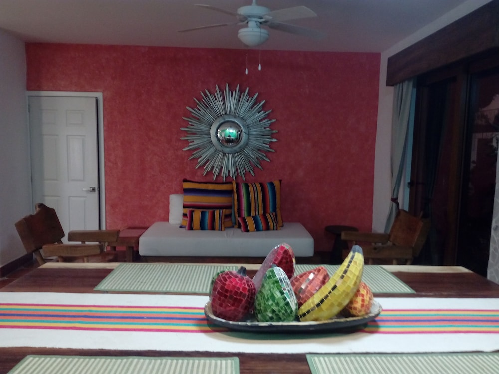 SHAVANNA HOTEL BOUTIQUE 33/55