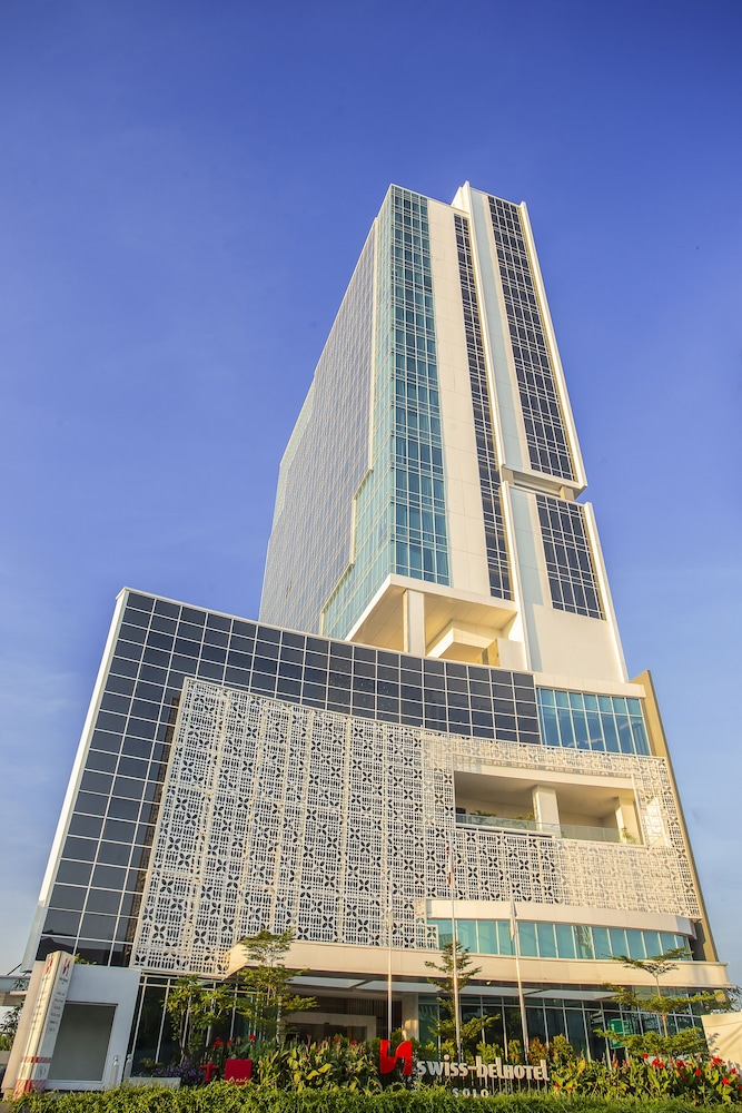 Swiss-Belhotel Solo 4/57