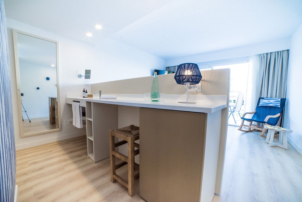 Blau Punta Reina 8/50