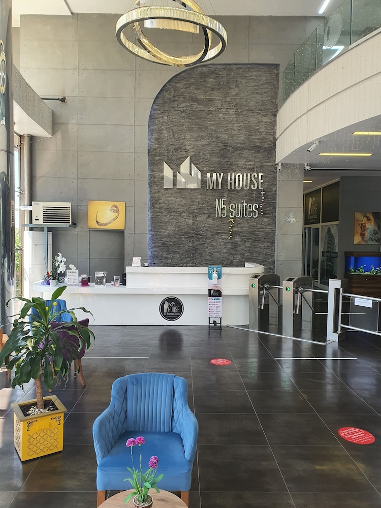 MyHouse N5 Suites 7/69