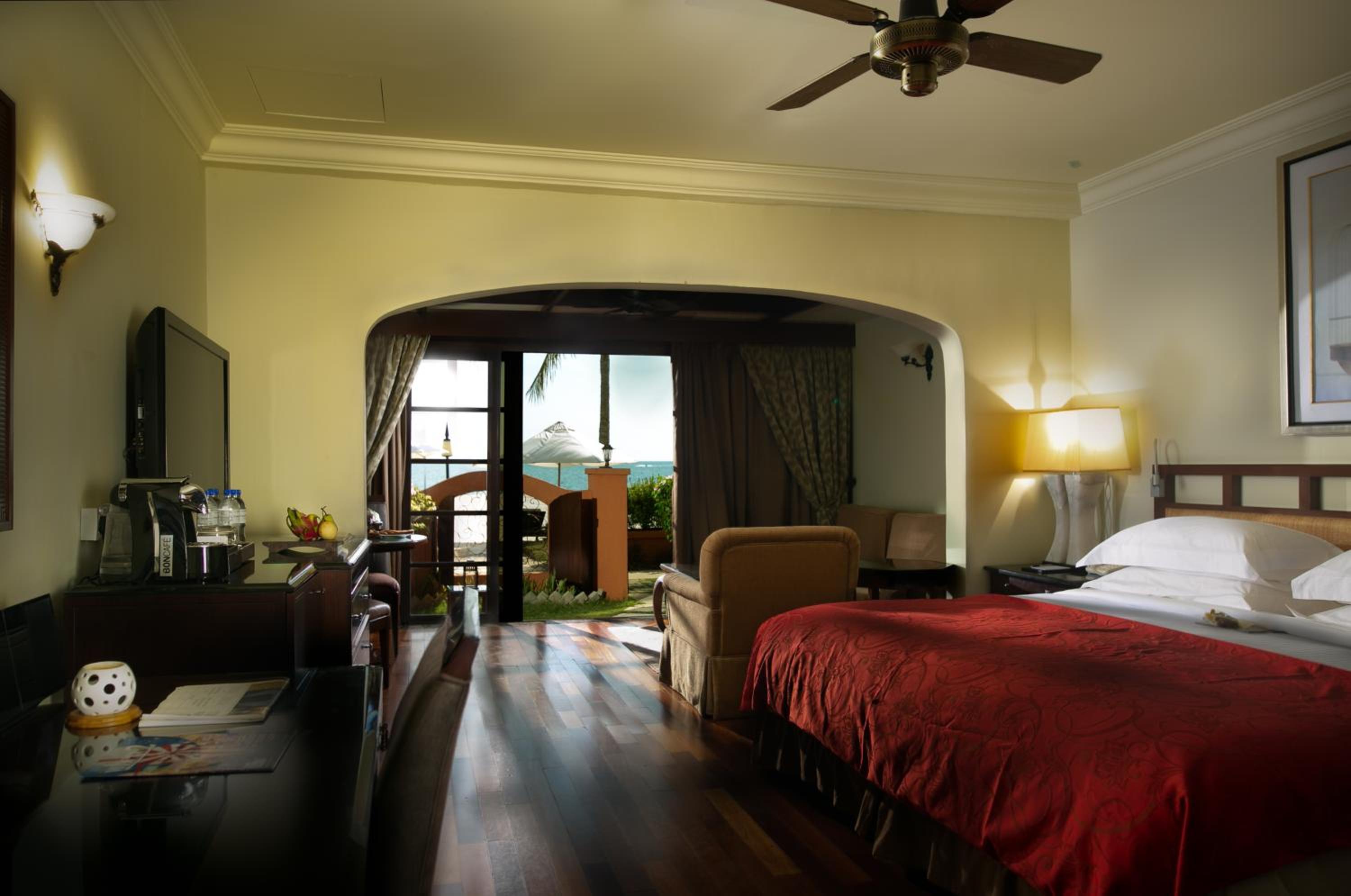 Studio, Suite, Beach Front