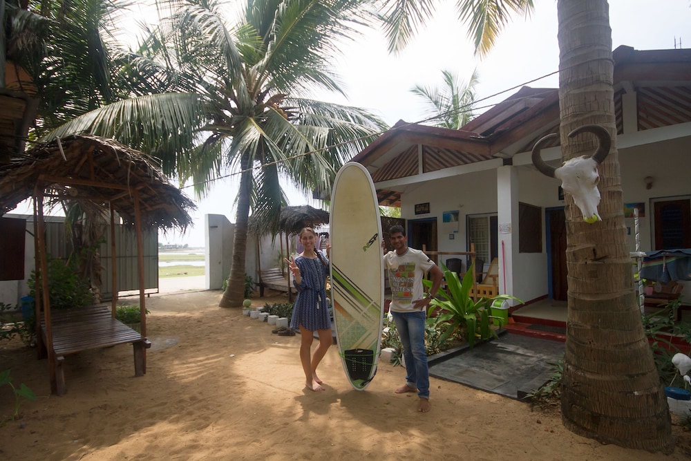 Star Rest Beach Hotel Arugambay 34/50