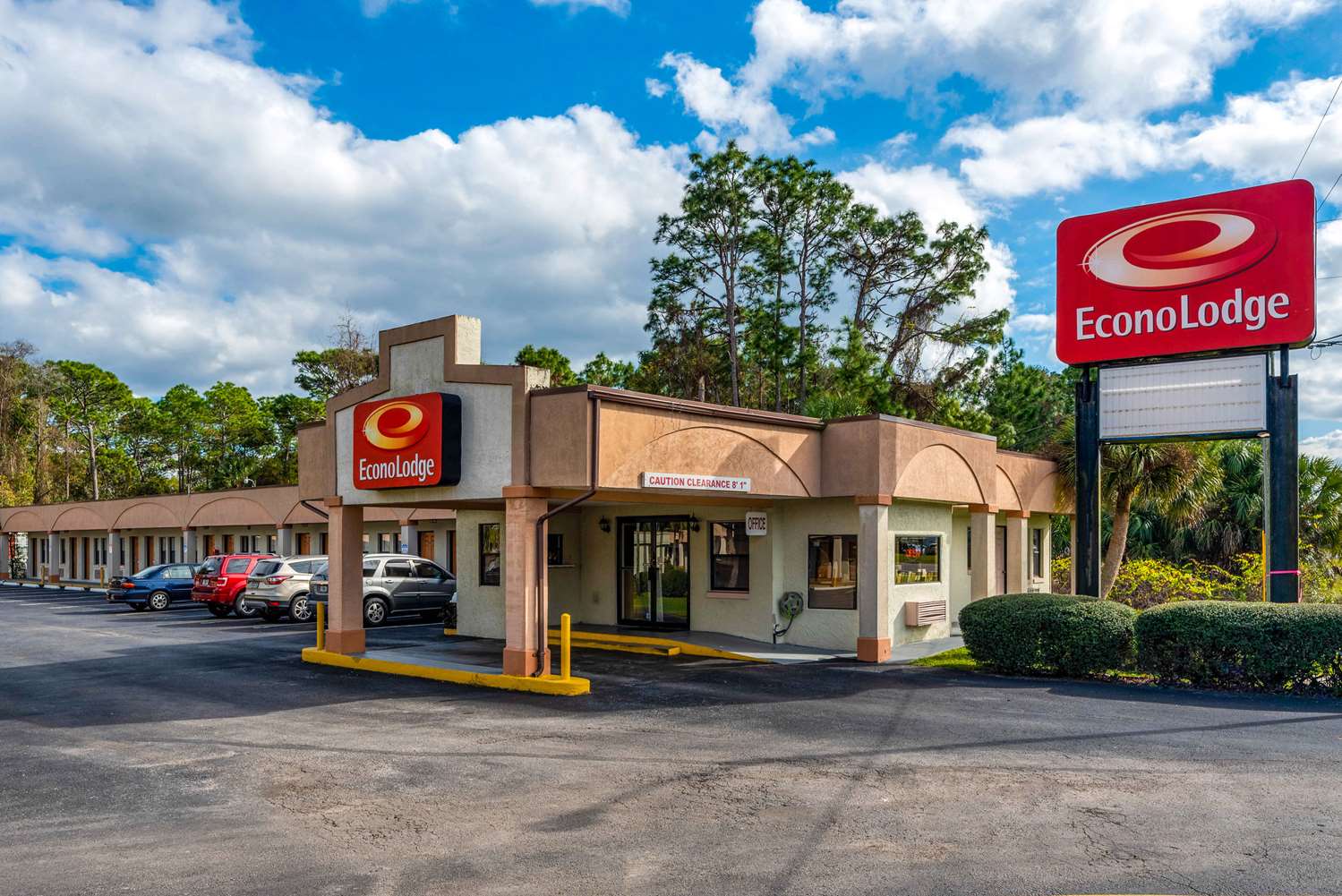 Econo Lodge Crystal River 20/26