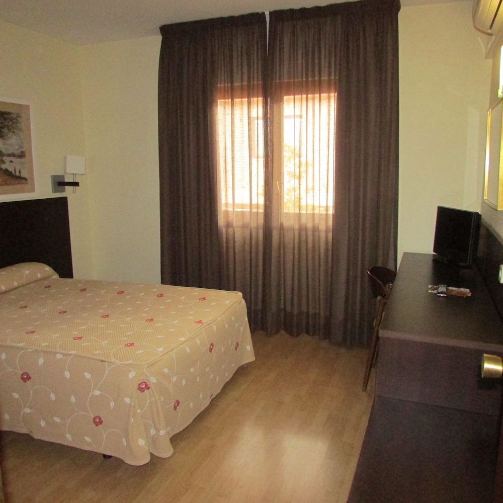 Hotel Tudanca Aranda Ii 8/44
