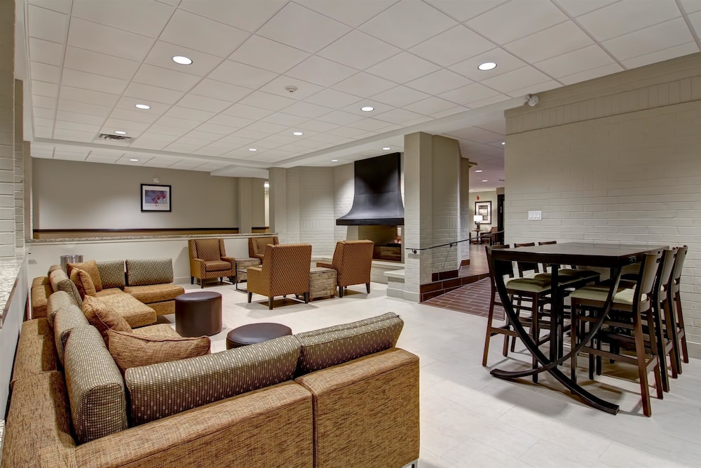 Best Western London Airport Inn Suites 38/53