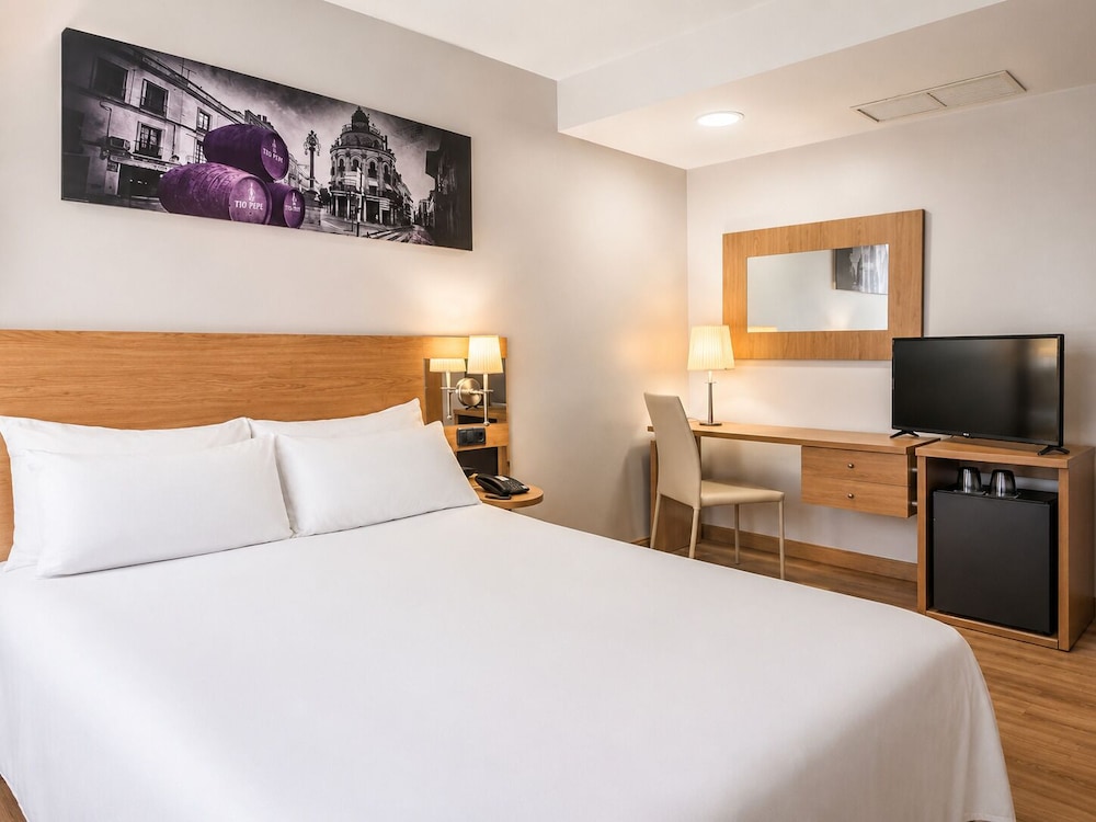 Hotel Jerez Centro 10/50