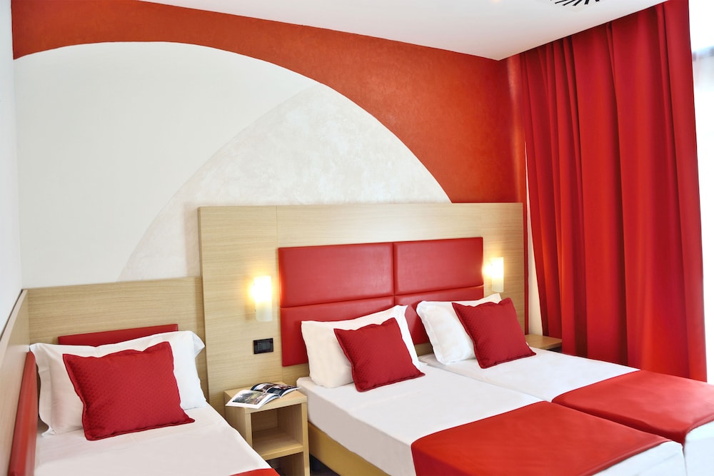 Hotel Luxor Florence 15/76