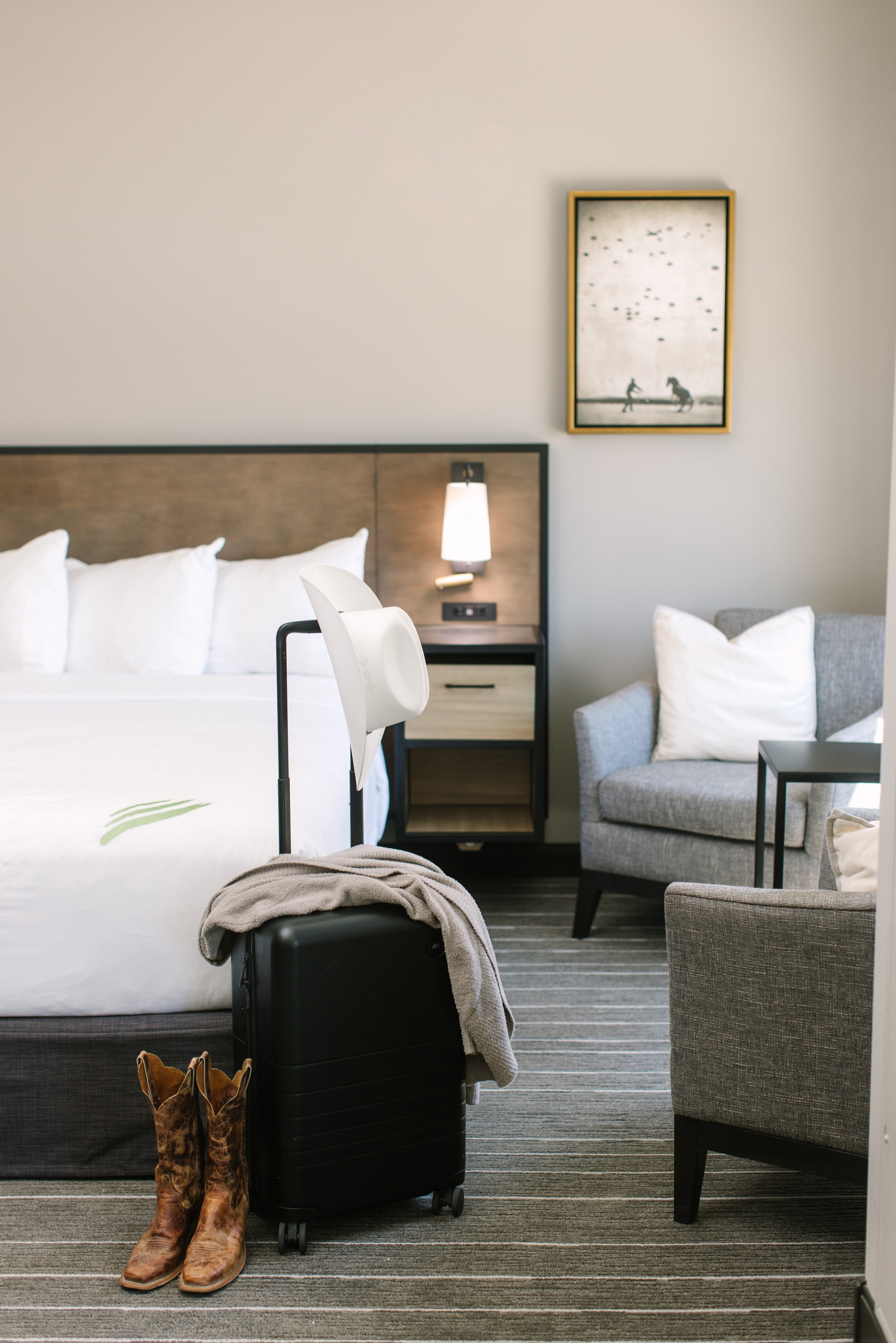 Skyline, King Bed