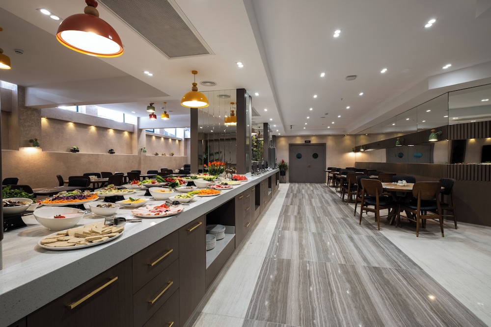 Buke Hotel Bomonti 55/62