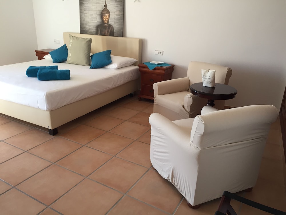 Hotel Rural Son Manera 11/65