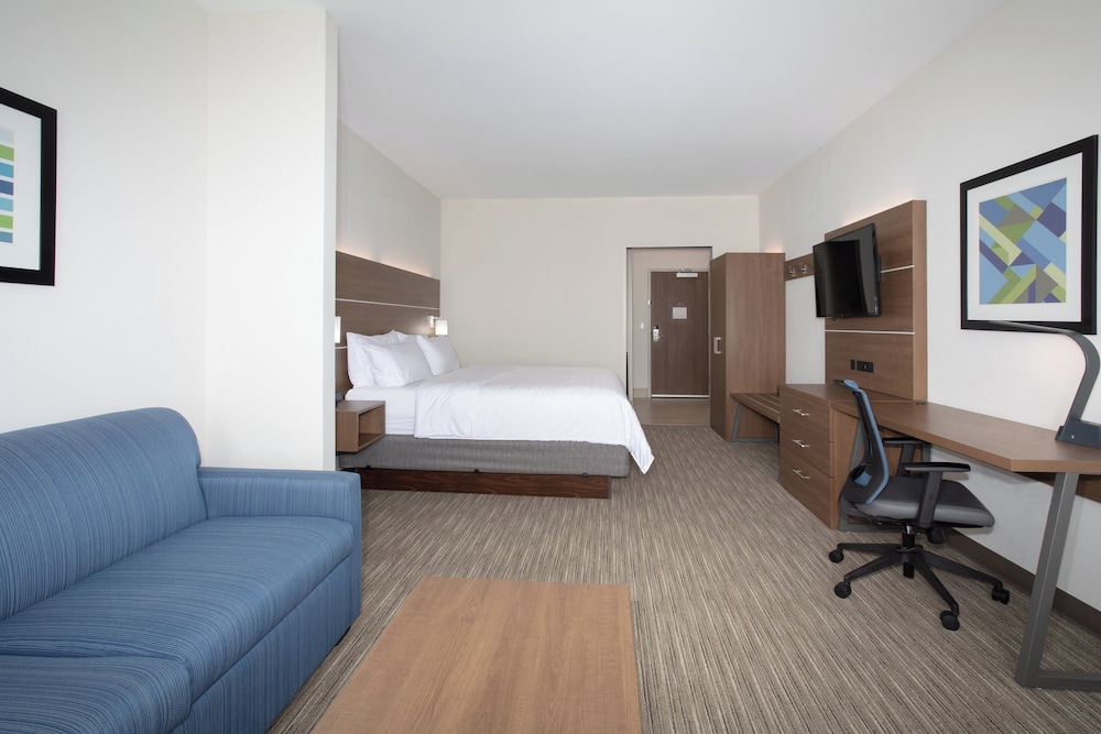 Holiday Inn Express & Suites Goodland I-70 22/45