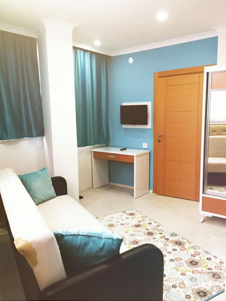 Can Residence 8/22