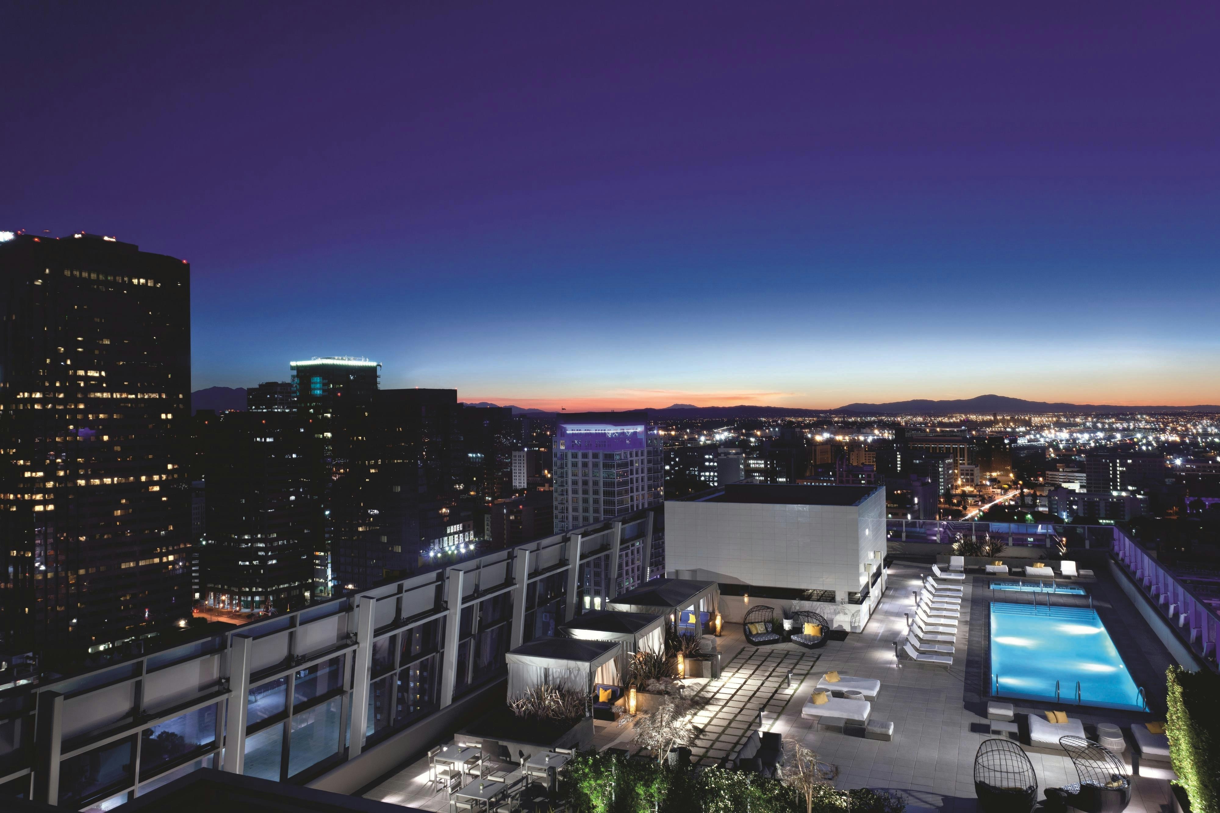 THE RITZ-CARLTON LOS ANGELES 2/35
