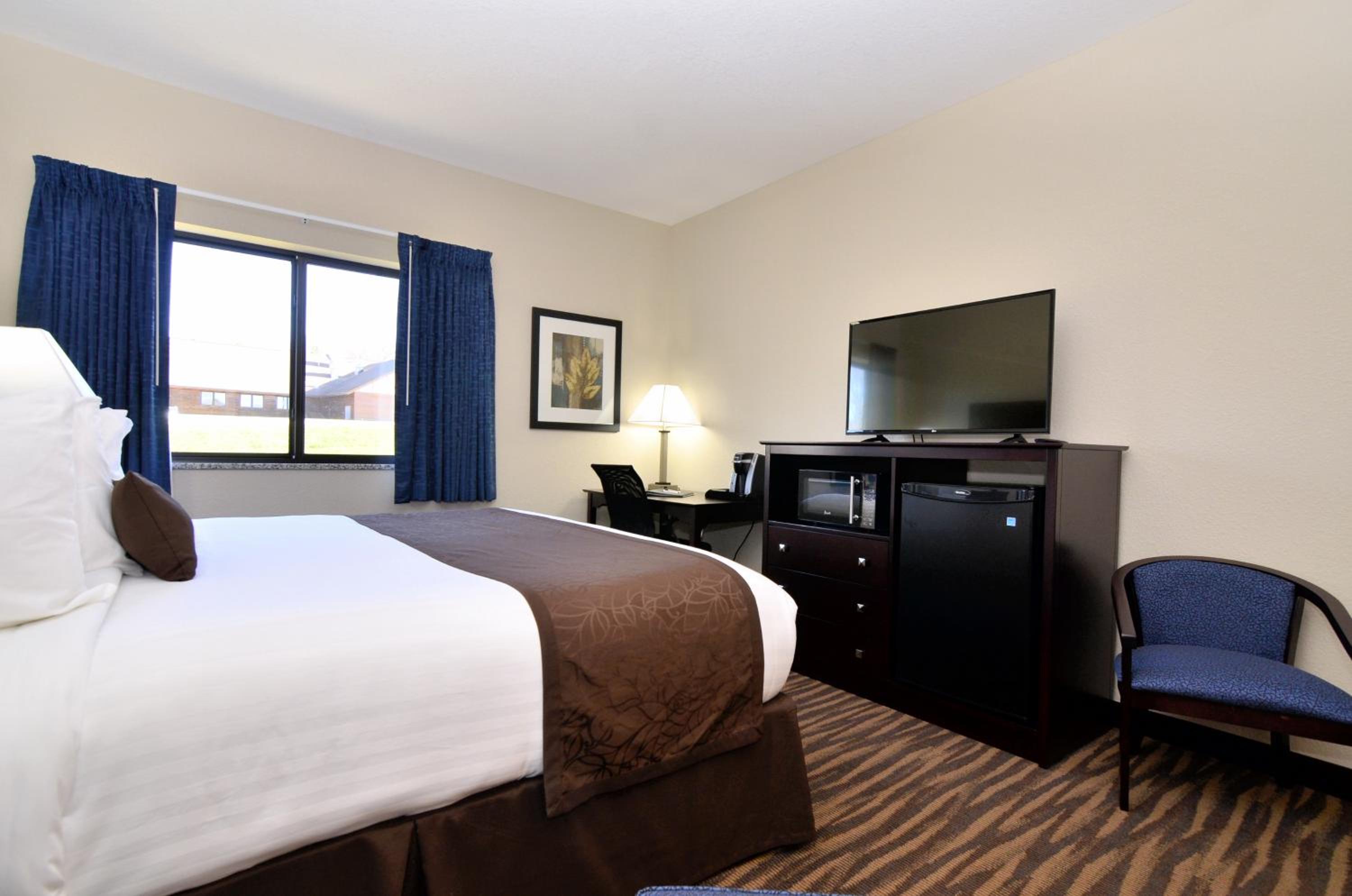 Cornerstone Inn & Suites 9/15