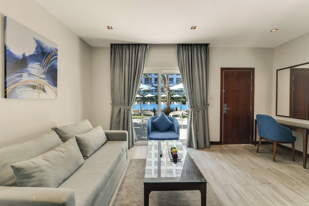 M Hotels at Porto Marina 29/50