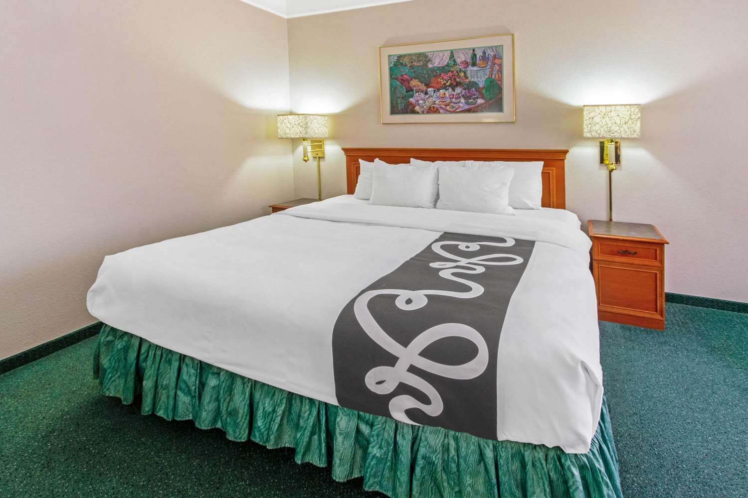 Go 2 Hotel by Reliance 11/20