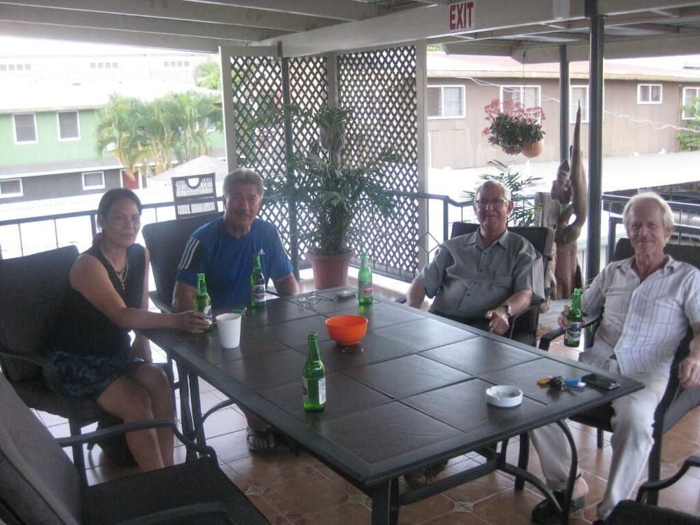Talofa Inn 30/50