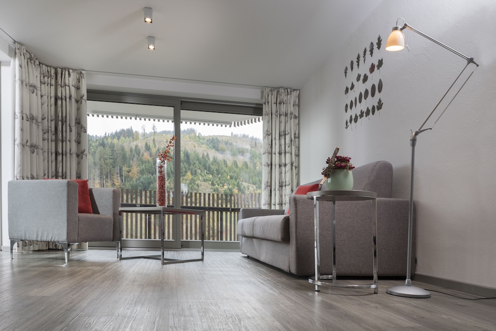 Traube Tonbach 7/56