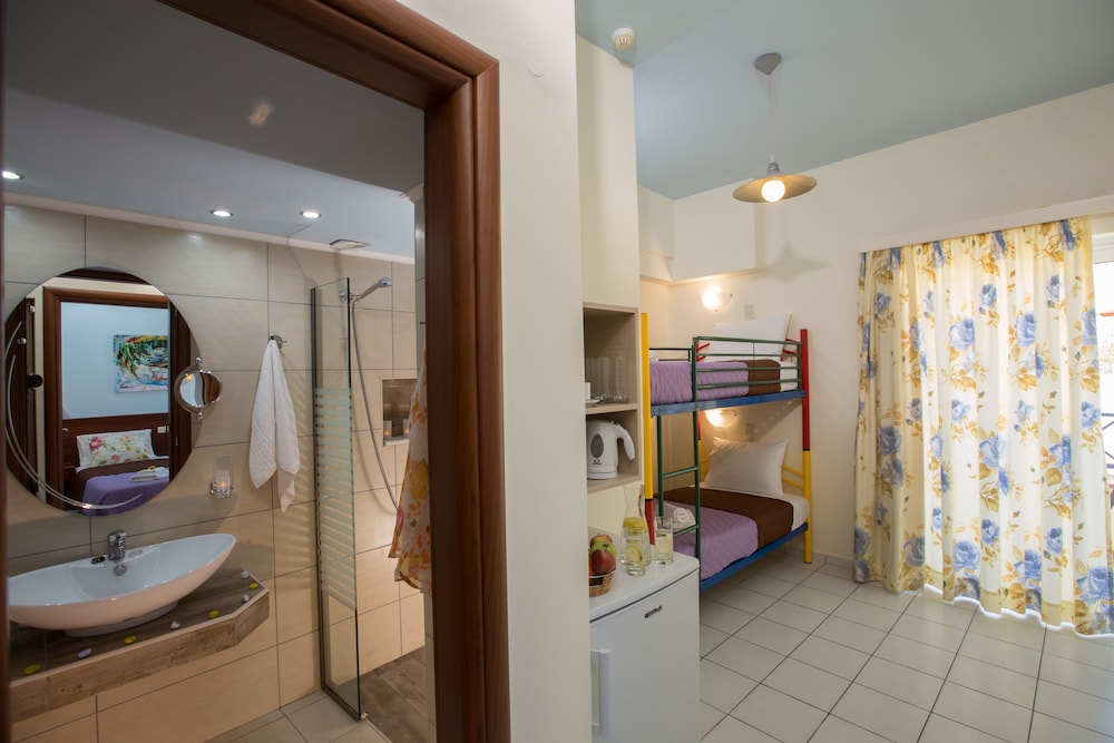 Philoxenia Hotel Malia 67/68