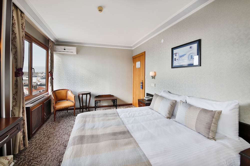 STANDARD, DOUBLE OR TWIN BED