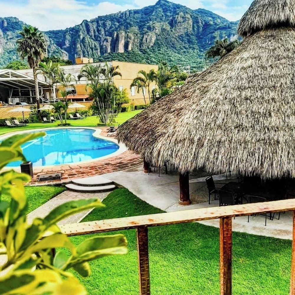 Hotel Real del Valle 30/50