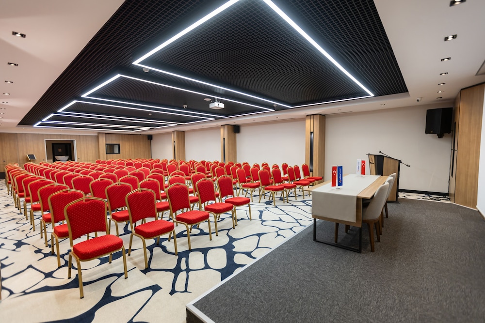 Aliba Hotel 45/50
