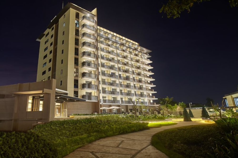 Quest Hotel Tagaytay City 6/37