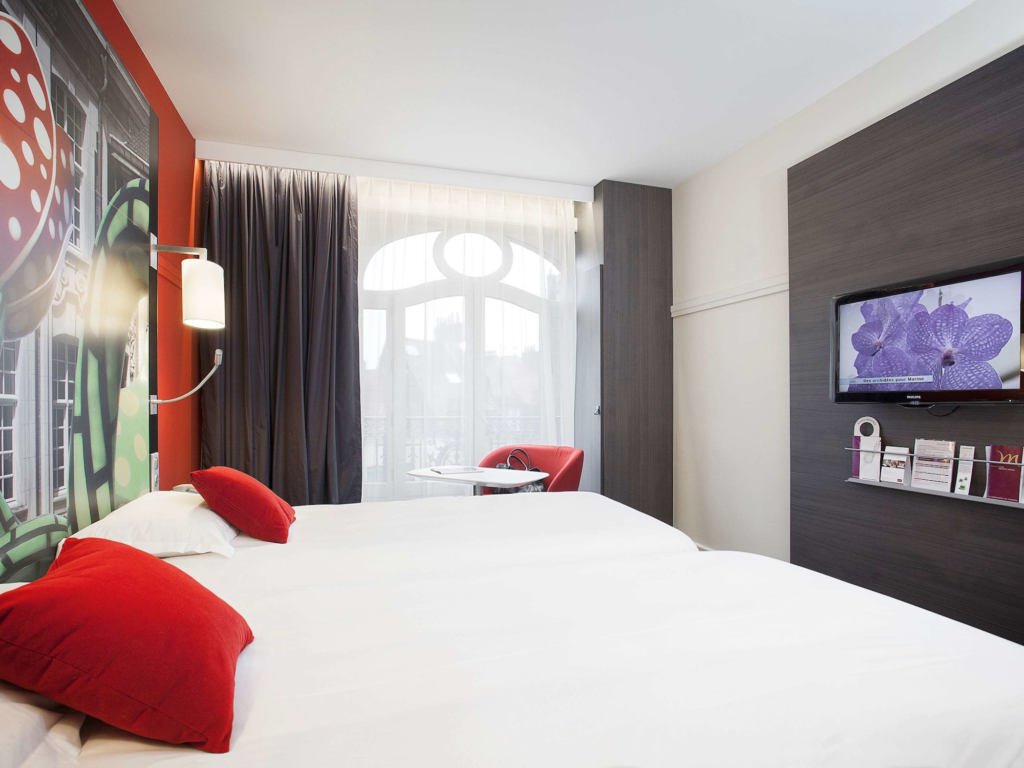 CLASSIC, TWIN BEDS