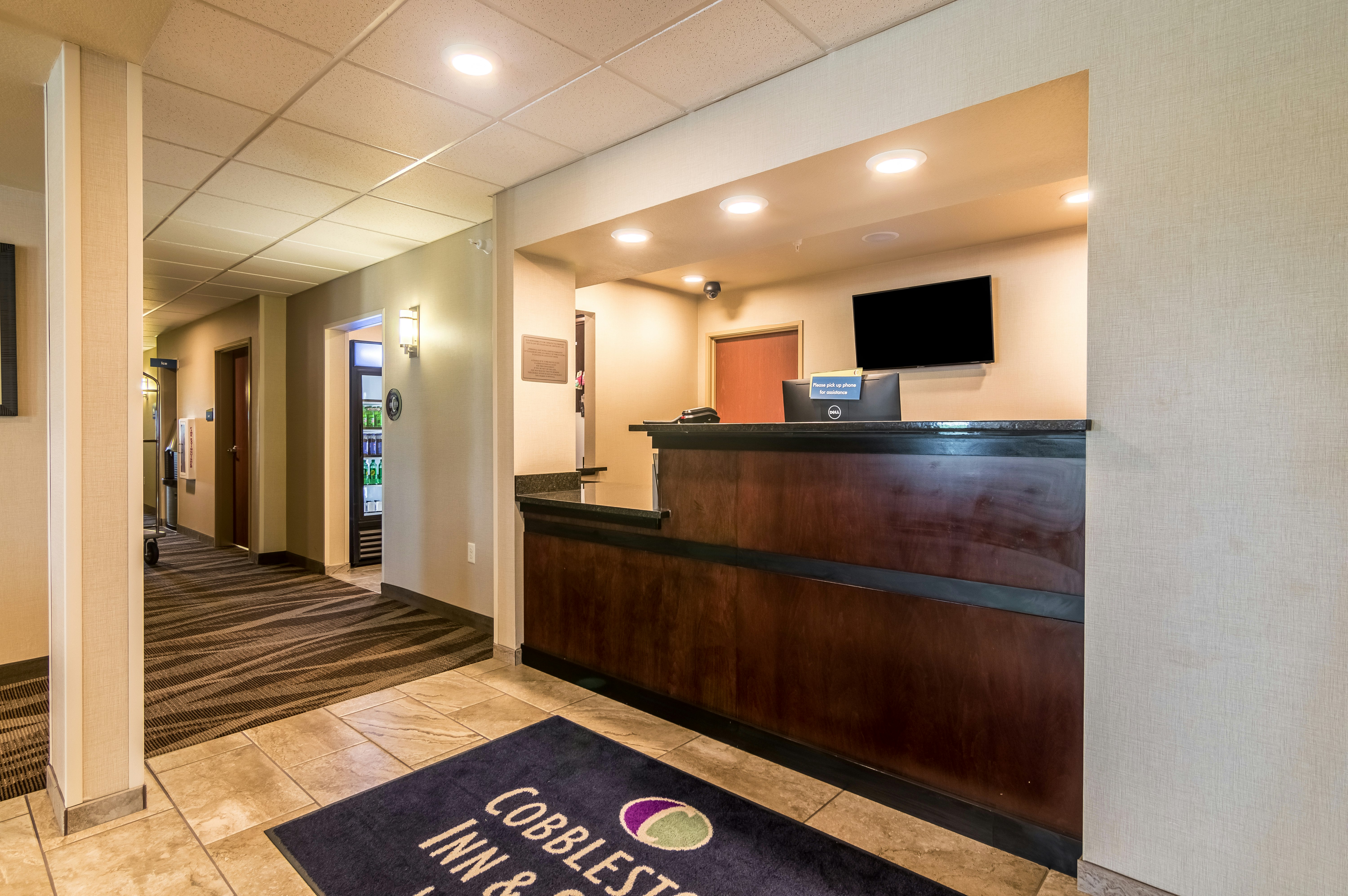 Cobblestone Inn & Suites - Lakin 3/27