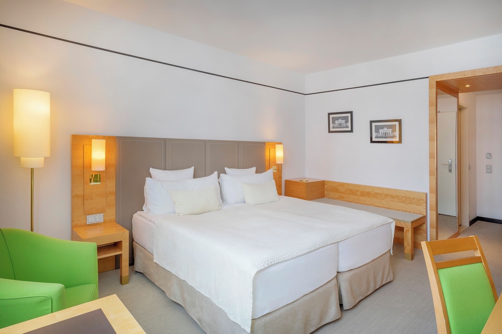 Melia Berlin 23/70