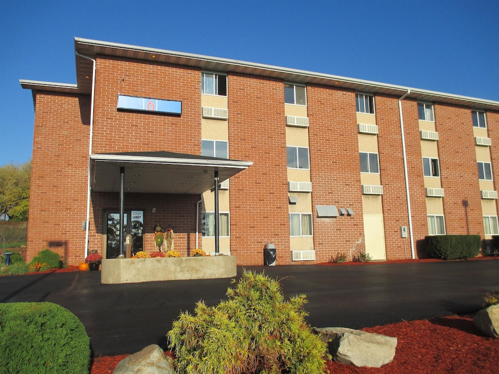 Motel6 Drums, PA 42/45